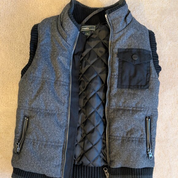 Roots 4T vest - Picture 1 of 1